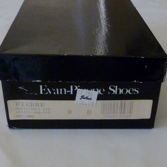 Vintage Evan Picone Navy and White Heels EUC - Picture 8 of 8